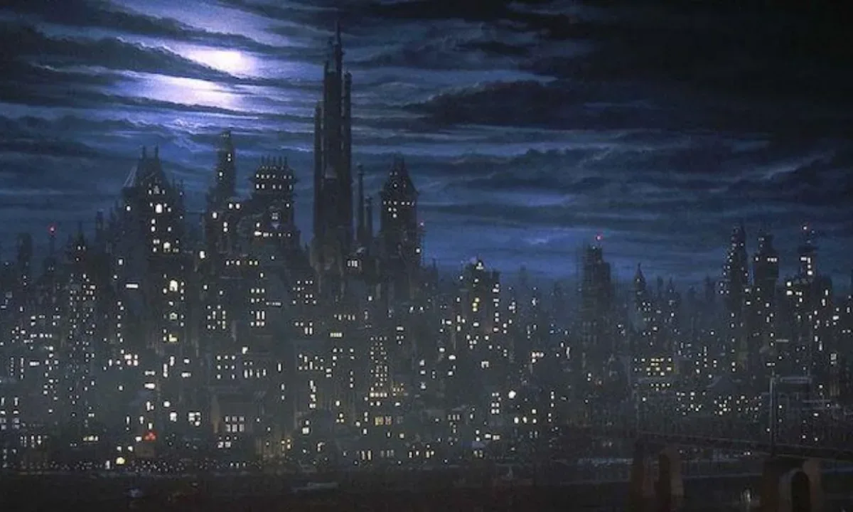20 anos depois, o verdadeiro vilão deste filme do Batman ainda parece terrivelmente familiar
