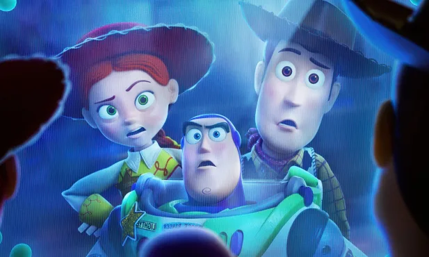 A franquia de fantasia em 5 partes da Pixar está assumindo o controle da Disney + enquanto novo Toy Story quebra recordes