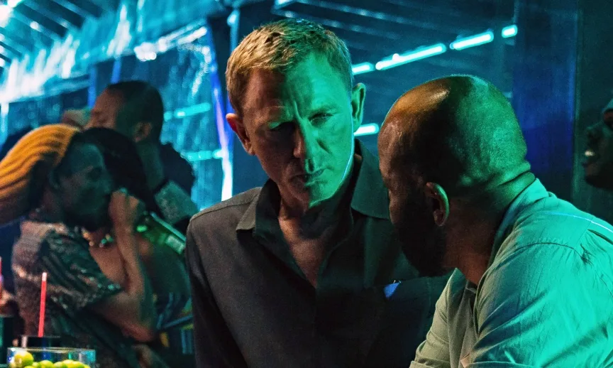 A obra-prima de 007 de Daniel Craig que divide a base de fãs ao meio é uma sensação repentina da Netflix