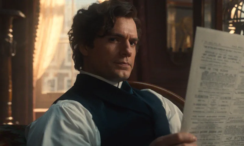 Henry Cavill retorna oficialmente como Sherlock Holmes em 1 semana para quebrar o recorde de 34 anos