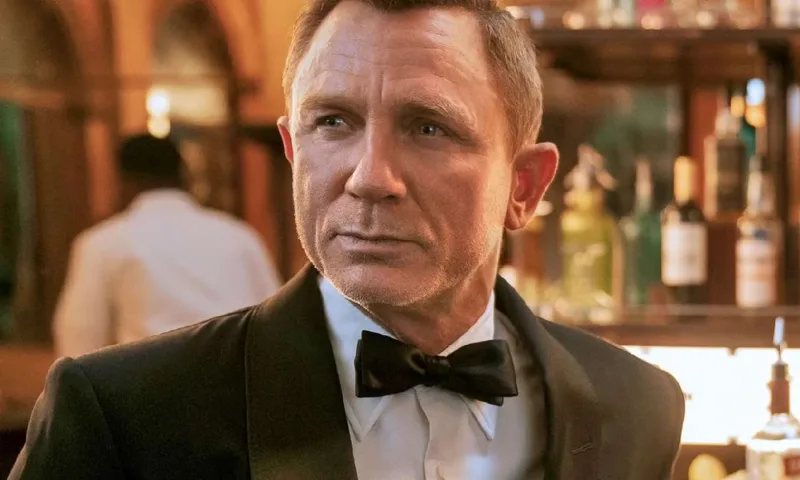 O mais novo James Bond oficial evita uma grande discussão de fãs